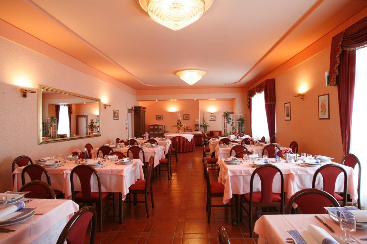 Hotel Villa Rosy Premeno Dış mekan fotoğraf